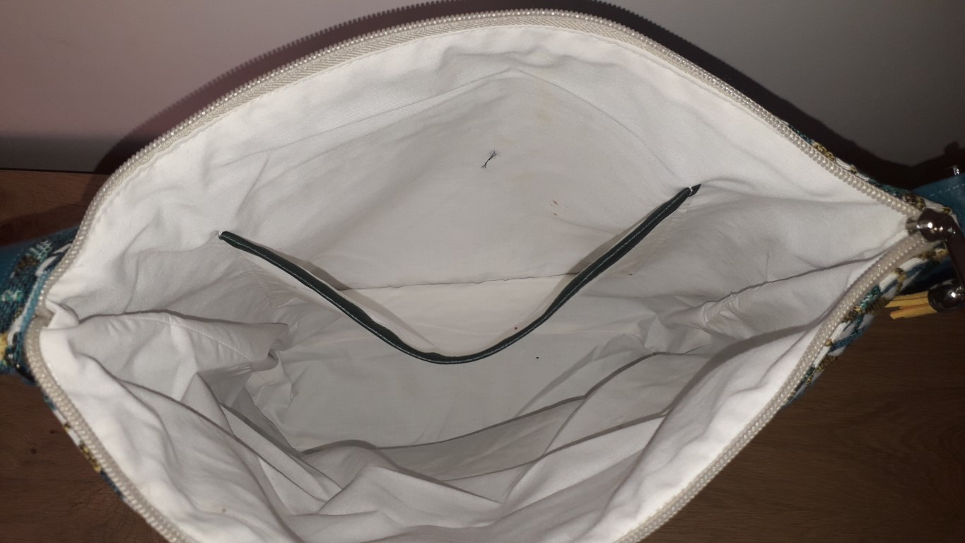 LAURA 011 – Image 5