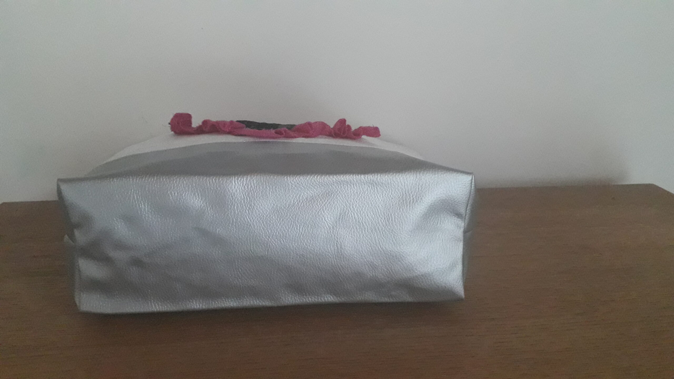 FANY 021 – Image 4