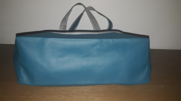 FANY 023 – Image 4