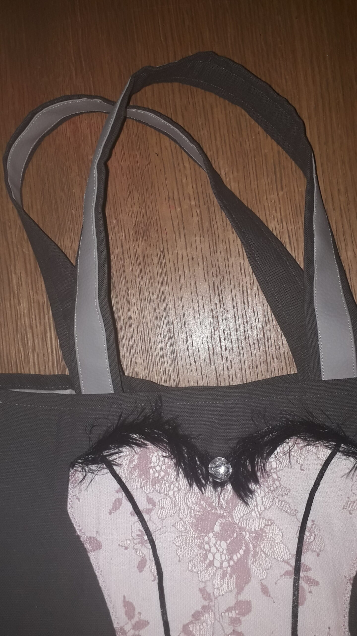 FANY 024 – Image 5